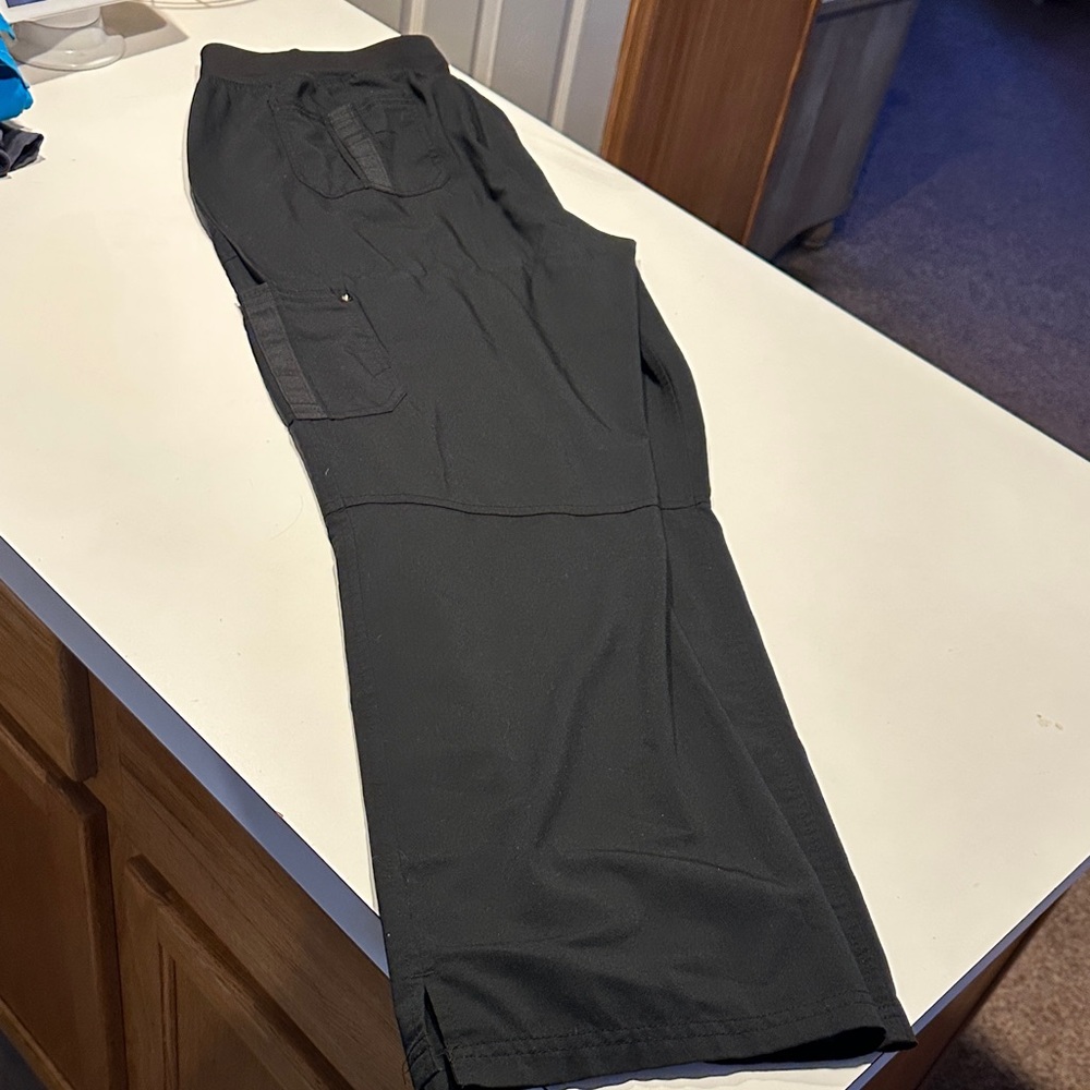 Women’s black scrub pants, stretchy. Wrinkle free material